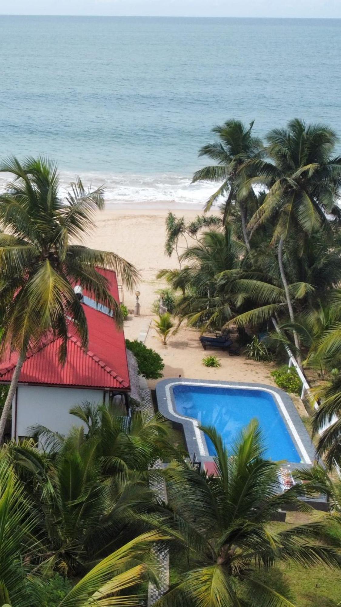 Blue Ocean Resort Netolpitiya Exterior foto